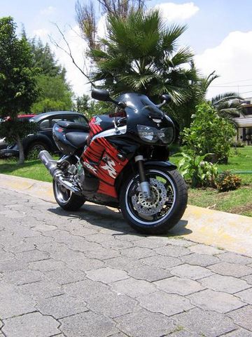 HONDA 900RR