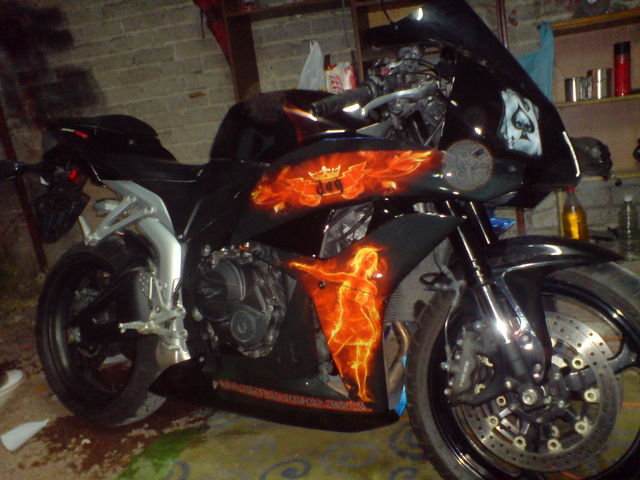 600RR LADO DERECHO